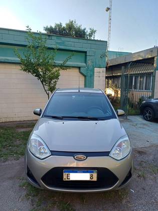 FORD FIESTA 1.6 MPI HATCH 8V FLEX 4P MANUAL FORD FIESTA 1.6 MPI HATCH 8V FLEX 4P MANUAL